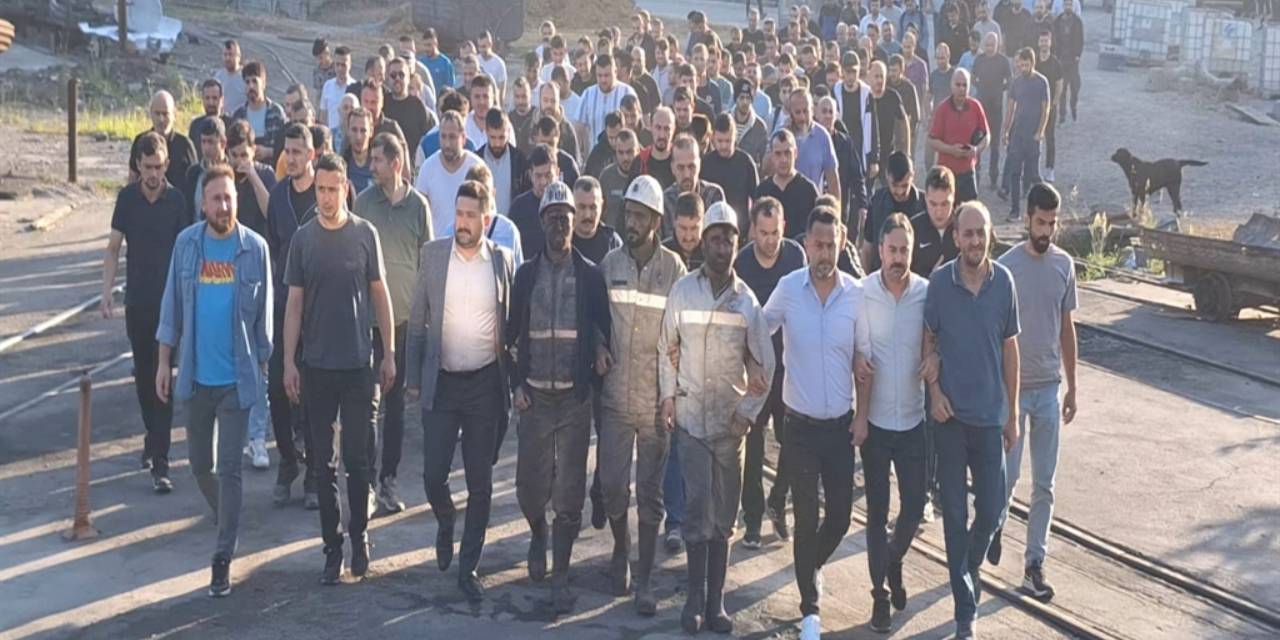 Zonguldak'ta madencilerden 'zam teklifi' eylemi
