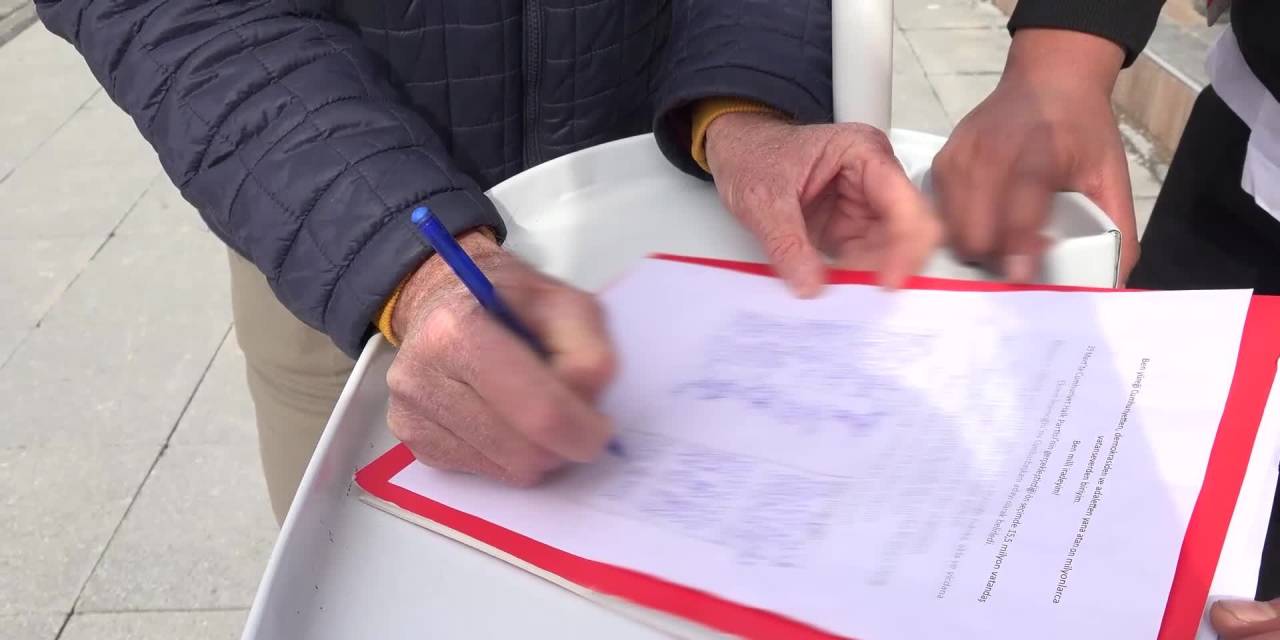 10 bin kişiye imzalattı: Her gece 3 köyü gezdi