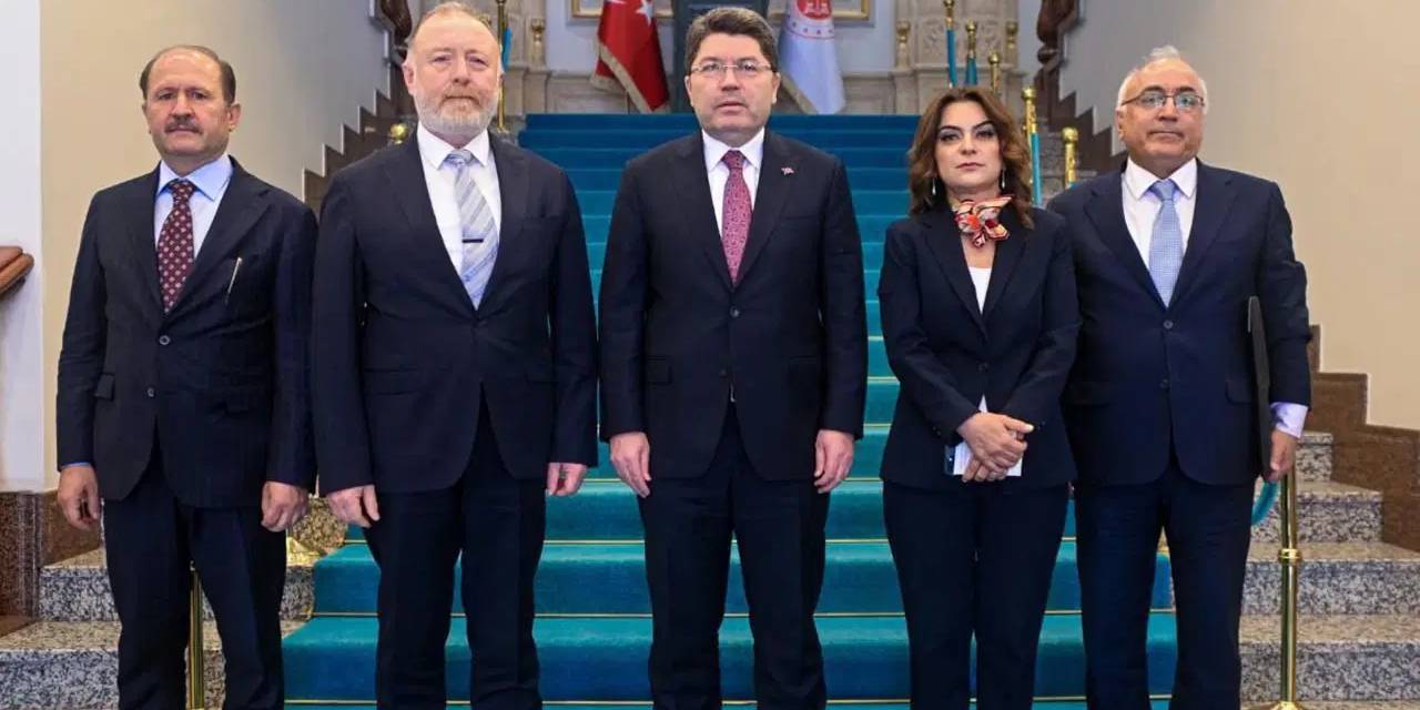 DEM Parti heyeti Adalet Bakanı Tunç ile görüştü