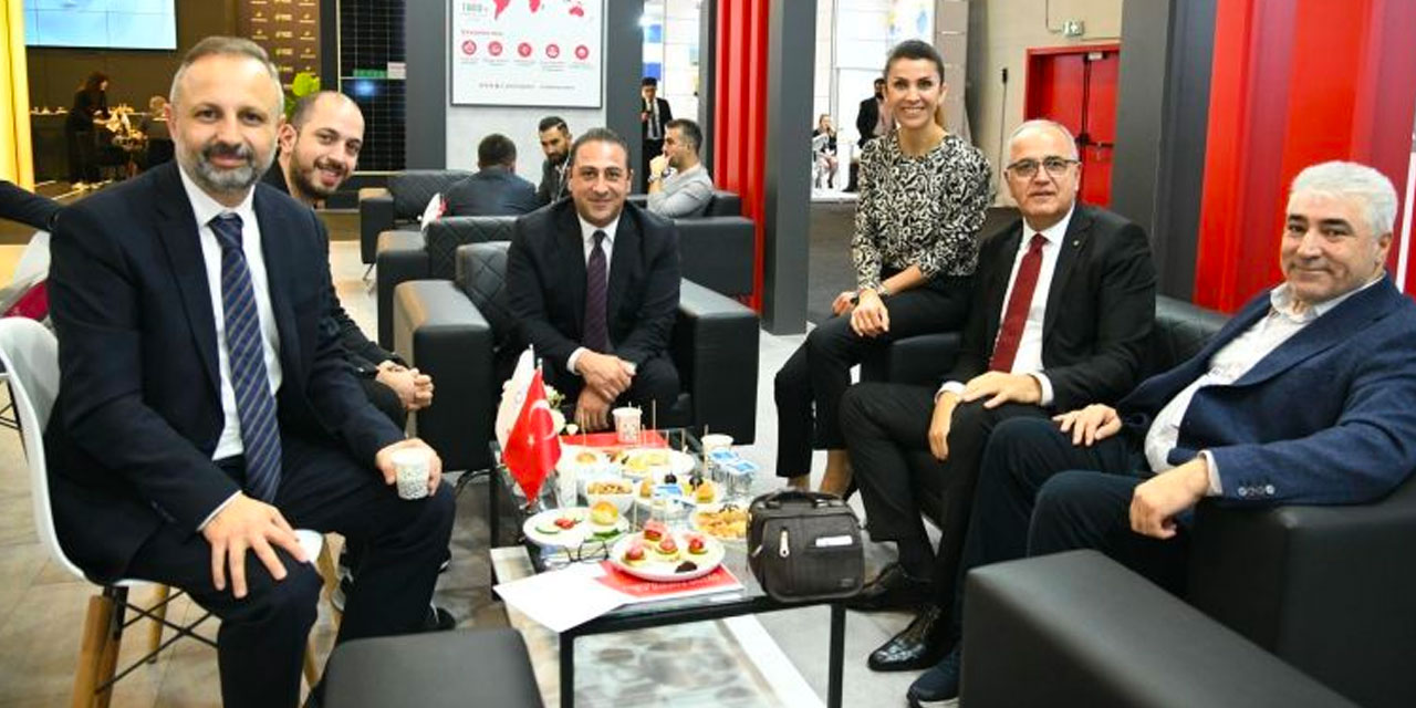 Servetiyle Rahmi Koç'u sollamıştı: Dev milyarderden 71 yıllık kulübü yıkan açıklama