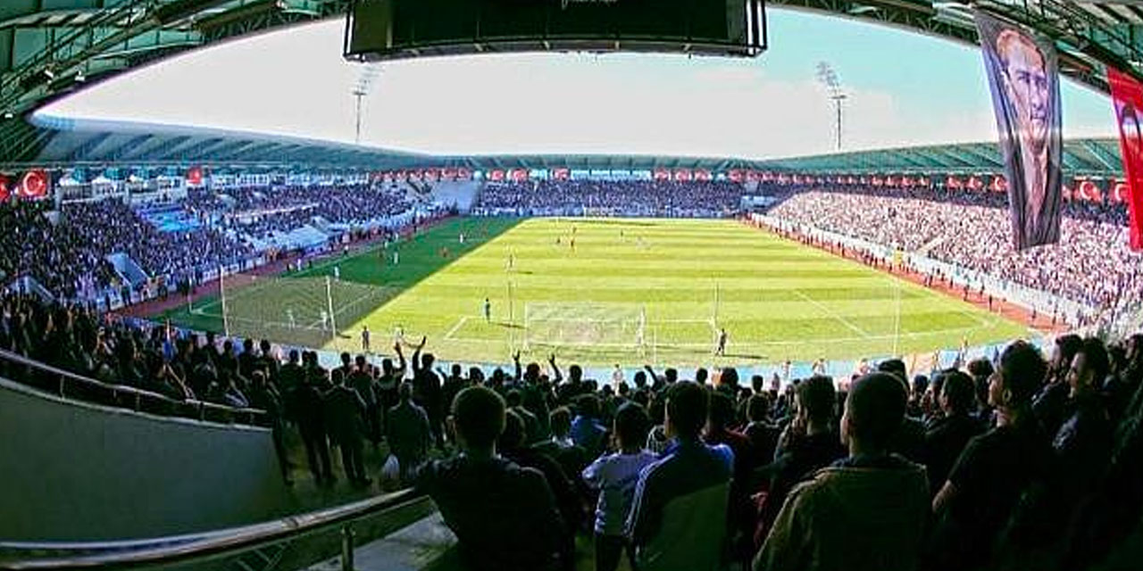 Şampiyonluk gidince 2 transfer birden geldi