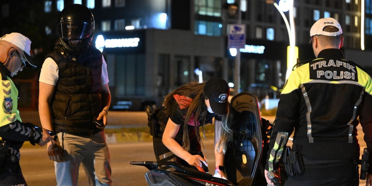 Sadece 4 saat sürdü, yüzlerce kişi gözaltına alındı