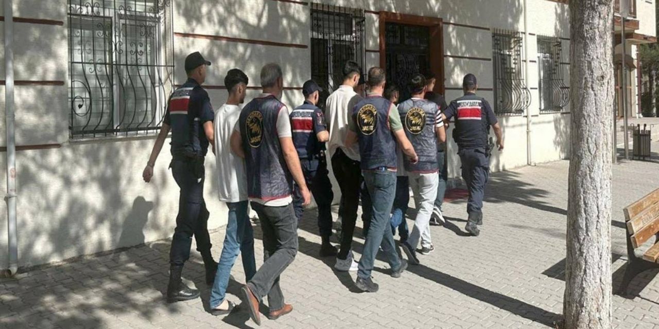 144 bin lira dolandırdılar: Operasyonda 4 tutuklama