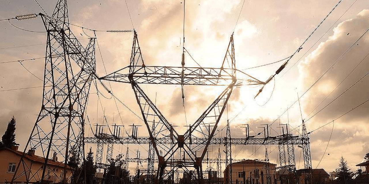 İstanbul’da elektrikler gidiyor! Bu ilçelerde karanlığa hazır olun