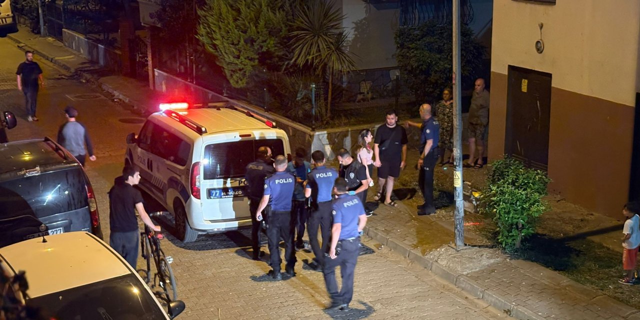 Yalova'da iki grup kavga etti: Kurşunlar havada uçuştu