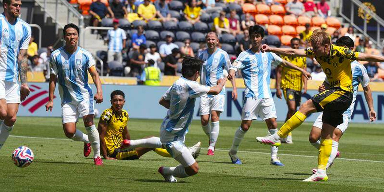 Borussia Dortmund tek golle son 16'ya kaldı