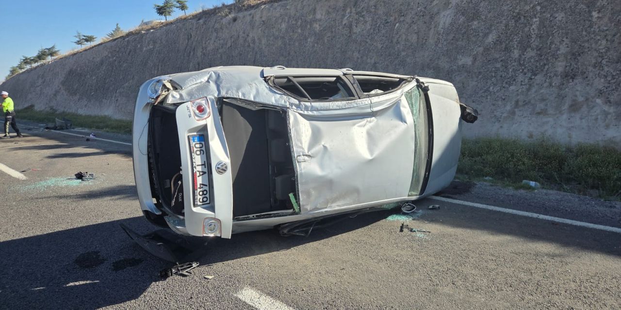 Kahreden kaza genç anneyle küçük kızını ayırdı