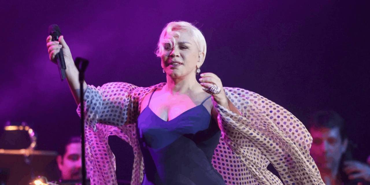 Sezen Aksu’dan sessiz sedasız gelen sürpriz!