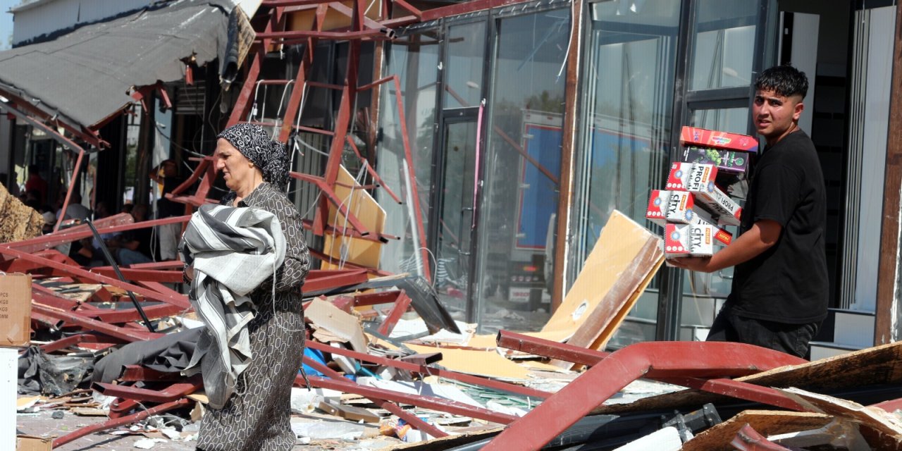 Kaçak yapıdaki işletme sahipleri makine önüne atladı: 200 milyon liralık zararım var