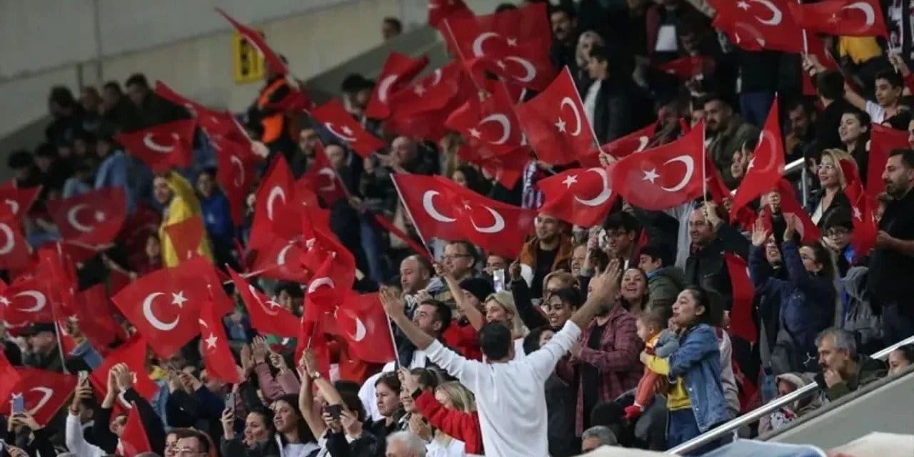 Milli takım yenilmeye doyamadı