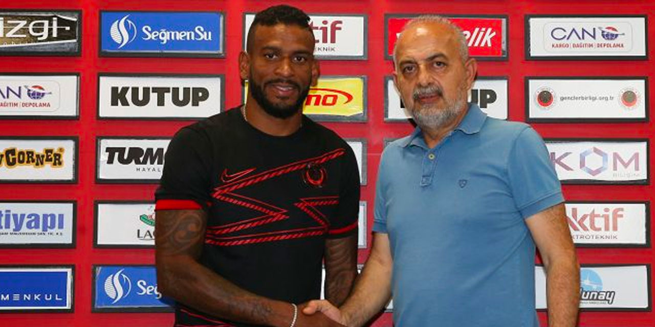 Şampiyon yapıp Süper Lig'e çıkaran isim veda etti