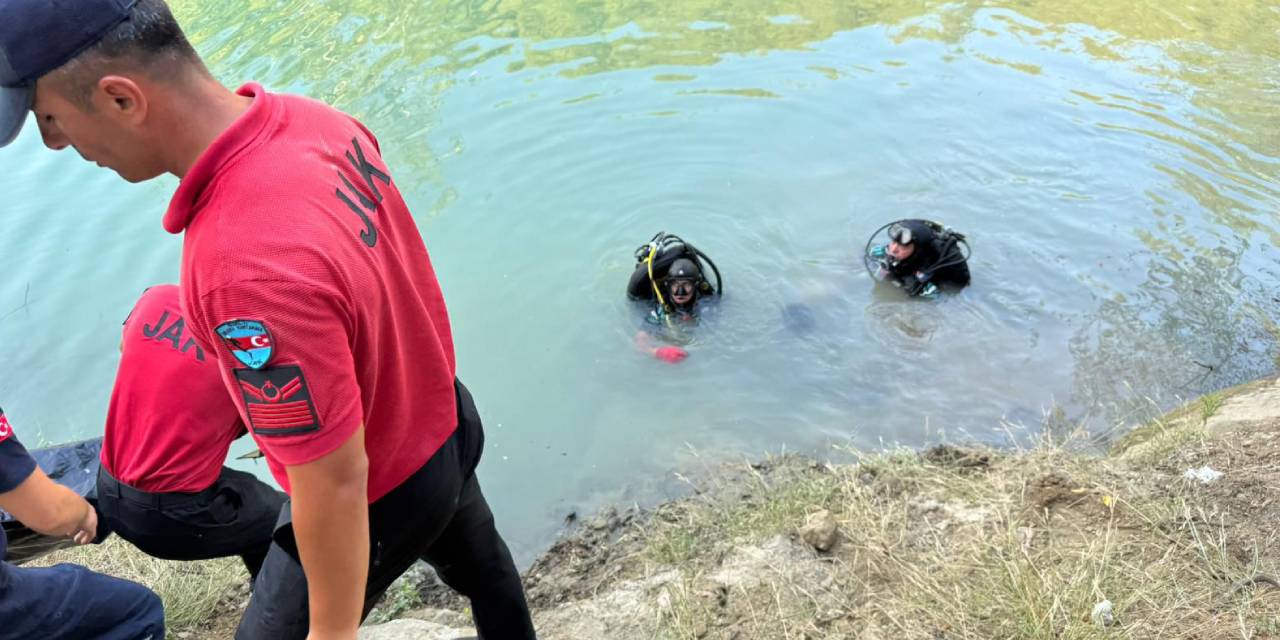 Piknik faciası: Serinlemek için girdiği derede can verdi