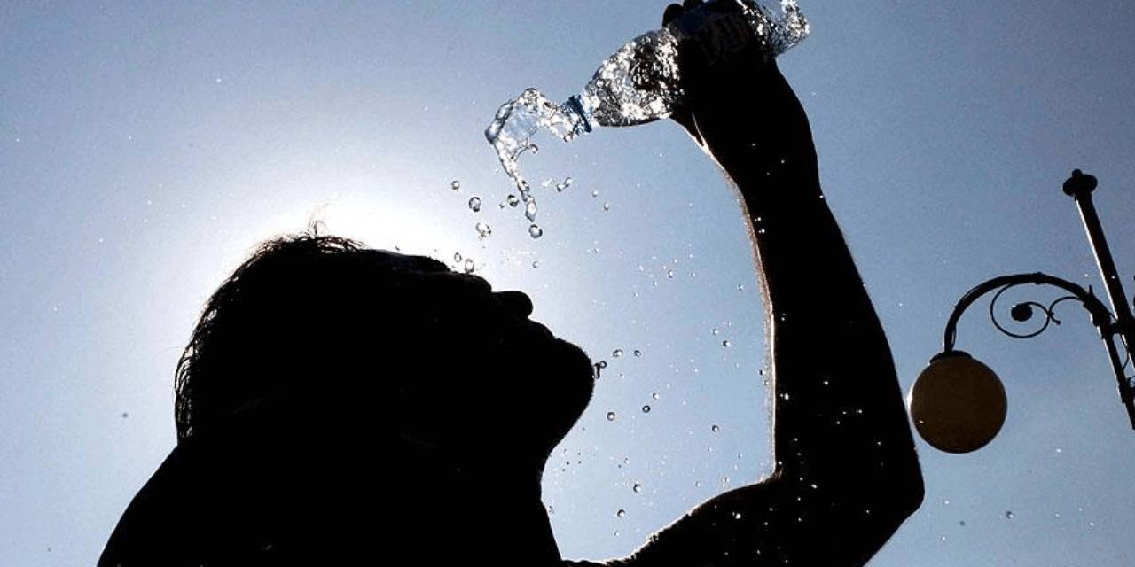 Sağlık Bakanlığı 21 kent için acil sıcaklık alarmı verdi