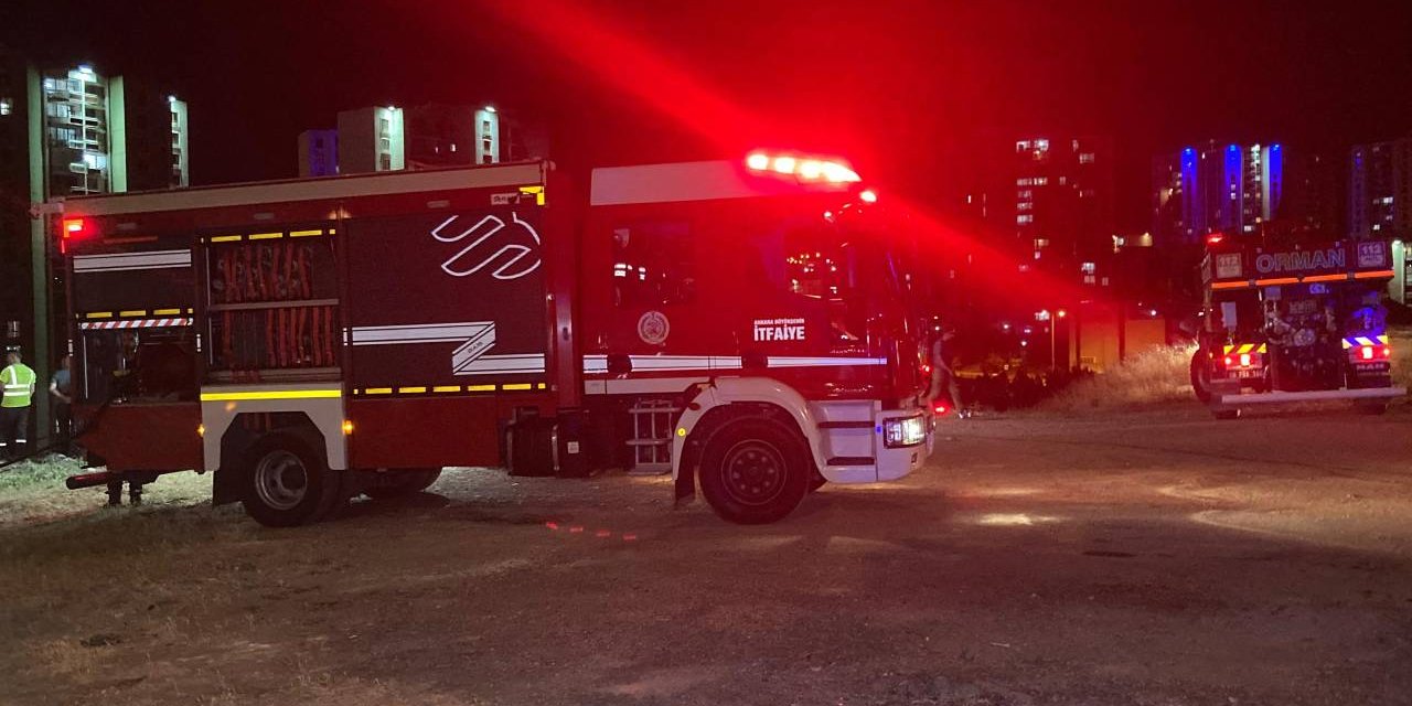 Keçiören’de 5 dönümlük boş arazide yangın: 2 Saatte söndürüldü