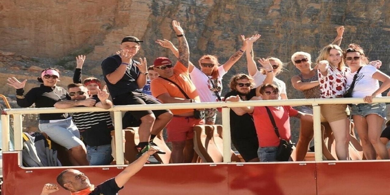 100 bin turist turlarla Bodrum’da: Yerel ekonomi canlanıyor