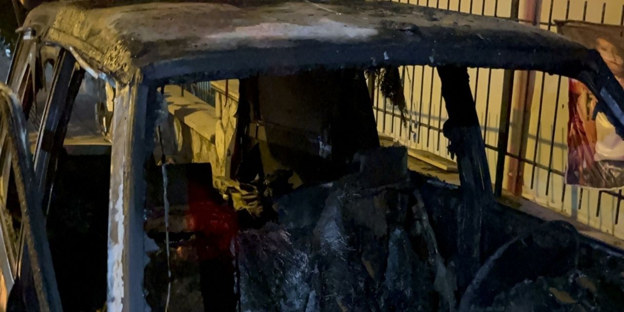 Kundaklanan otomobil sonrası kadın, terk ettiği eşinden şikayetçi oldu