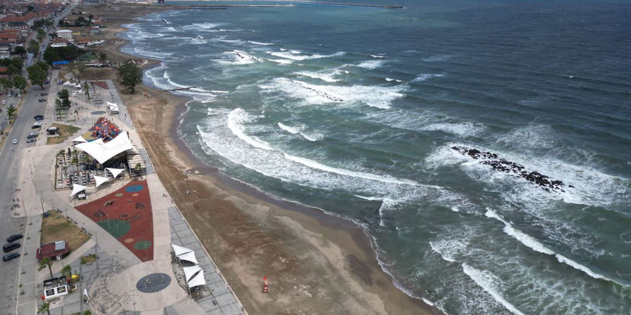 Üç ilçede denize girmek yasaklandı