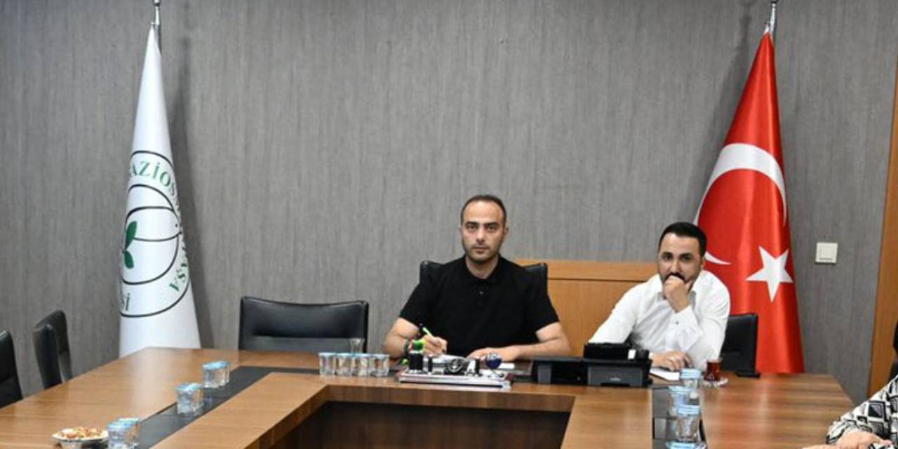 Kaldırıldığı iddia edilmişti: CHP'den Atatürk fotoğrafı hakkında açıklama