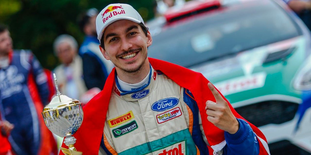 Ali Türkkan başardı: İlk Türk pilot oldu