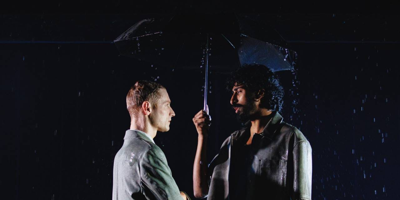 Bu oyun Saray'ı çıldırttı: Çıplak sahne tepki çekti