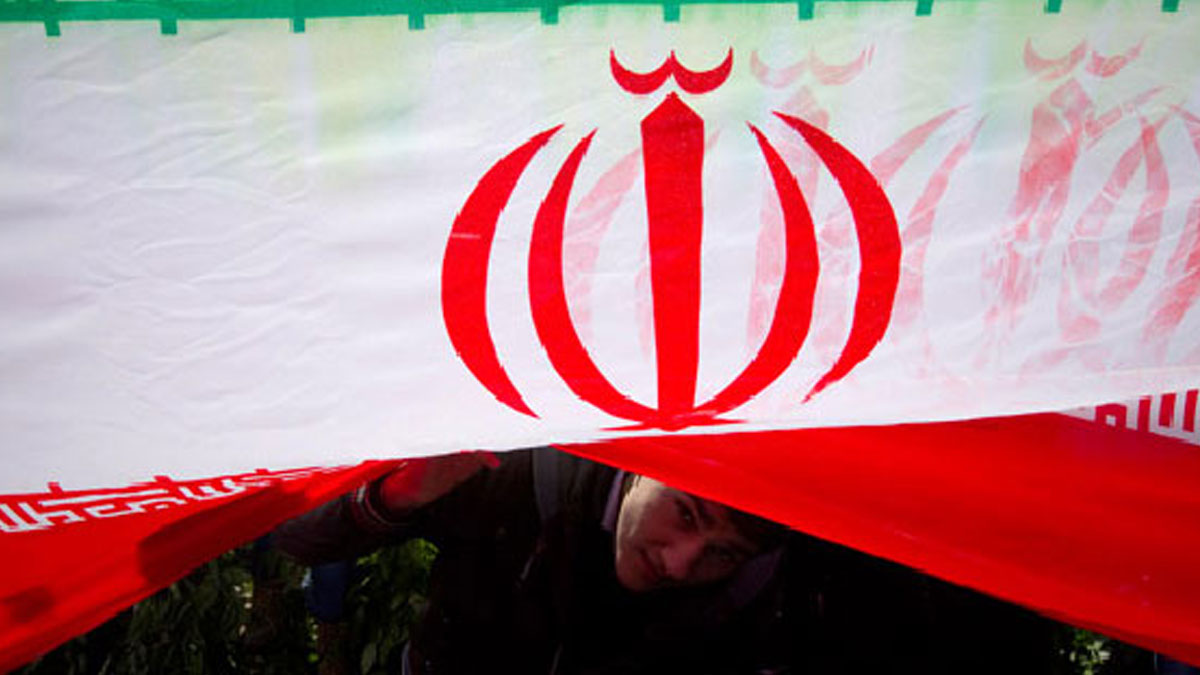 İran Devrim Muhafızları, İngiliz petrol tankerine el koydu
