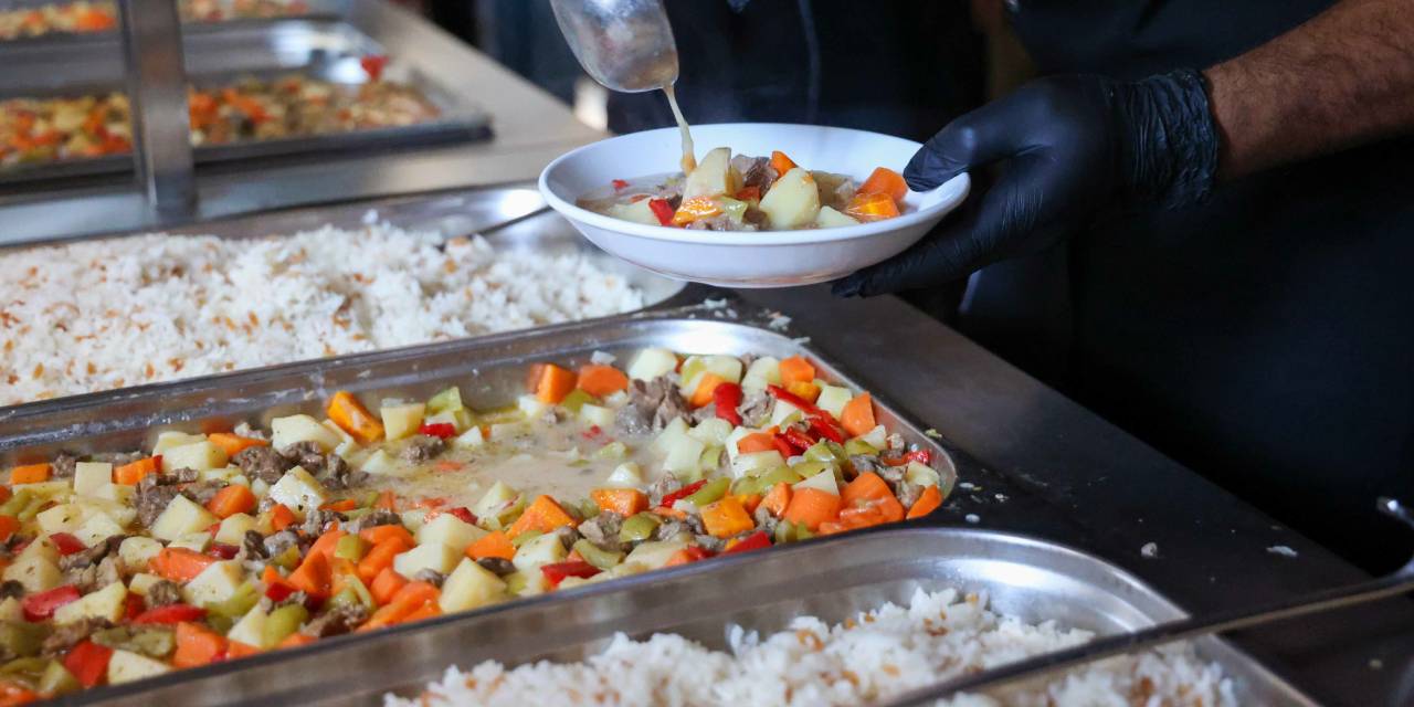 Bir ilçede daha Kent Lokantası açıldı: 4 çeşit yemek 90 lira