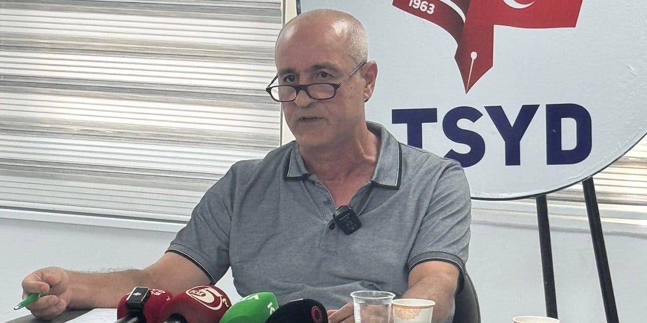 30 yıl sonra veda etti