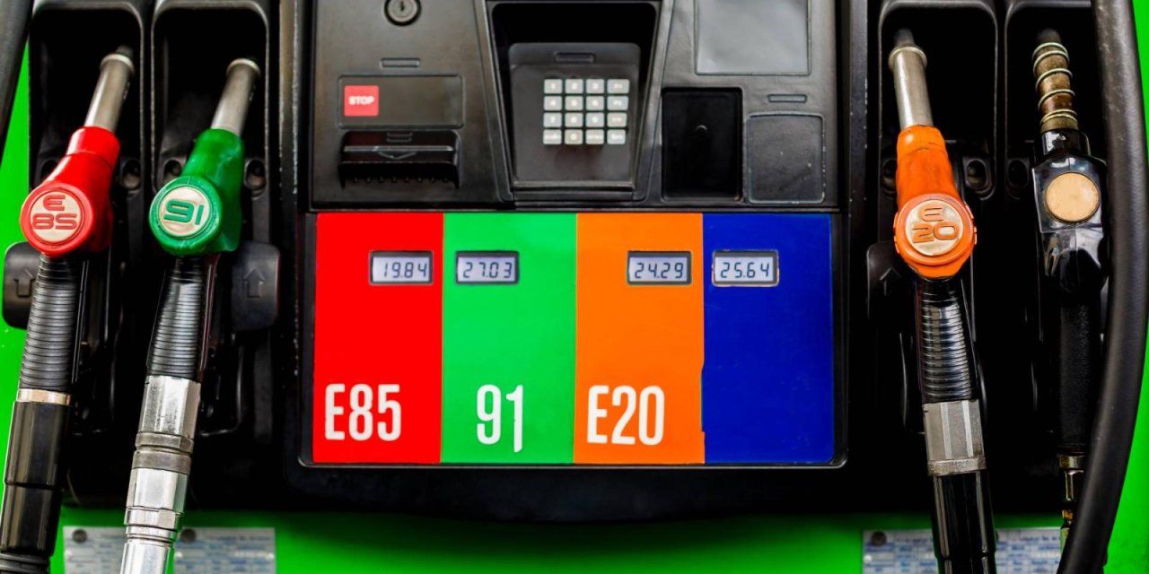Çevreye ve cüzdana dost: Benzin istasyonlarına giren yeni benzin E20 nedir ?