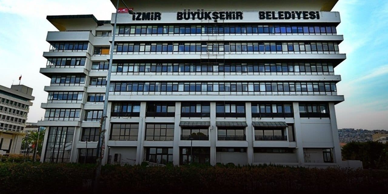 İzmir Büyükşehir Belediyesi'ne operasyonda gözaltına isimlerin listesi ortaya çıktı