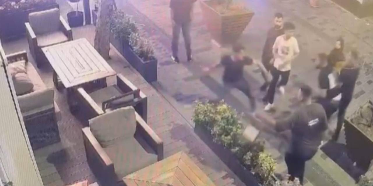 Taksim'in göbeğinde taciz iddiası! Ürdünlüleri bıçakladı