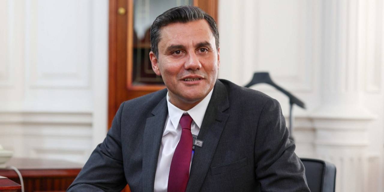 Belediye başkanı açıkladı: O merkezin adı artık "Ferdi Zeyrek"