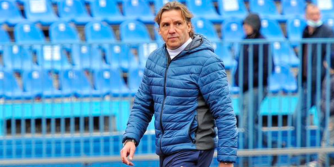 Şampiyon ekibe sürpriz teknik direktör