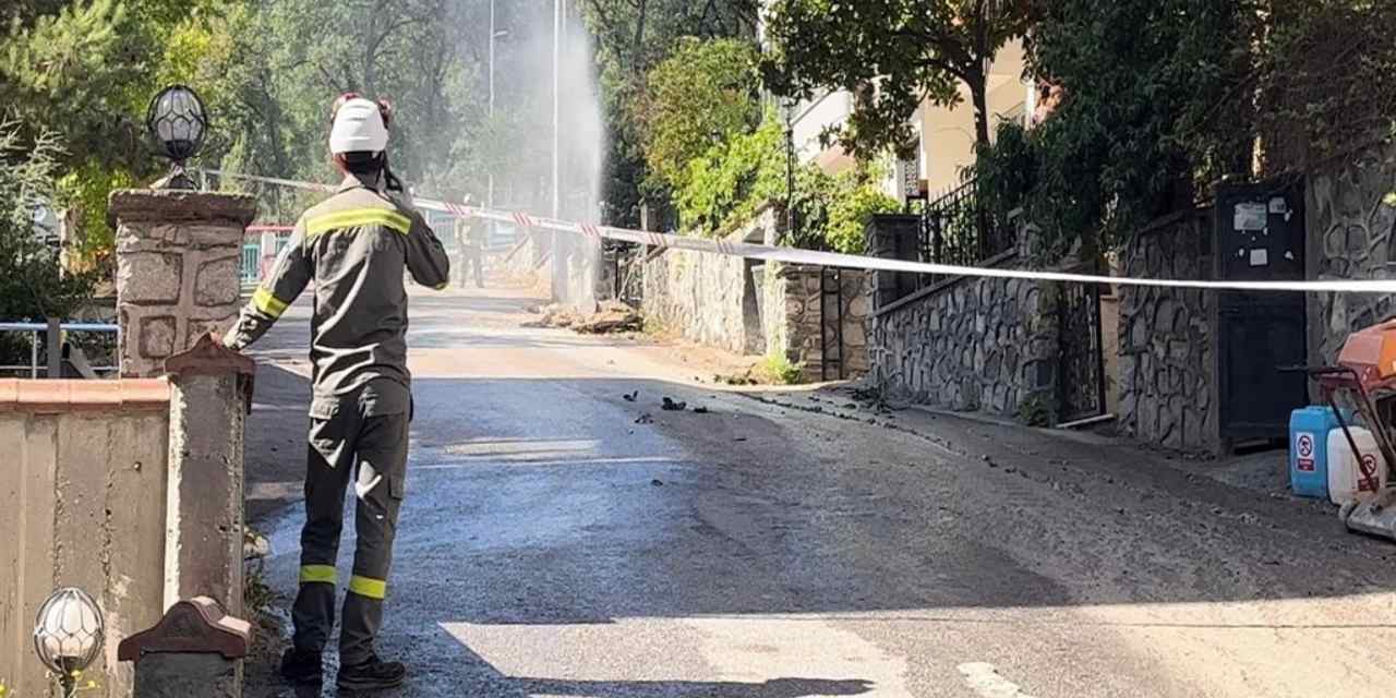 Bursa'da kazı sırasında doğalgaz borusu patladı!
