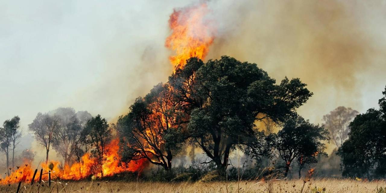 Meteorolojinin uyarısı alarma geçirdi: Kavura kavura içeri doğru ilerliyor