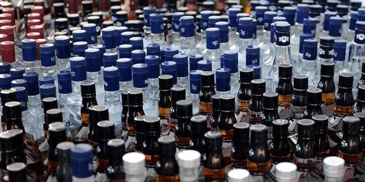 Sakarya’da sahte içki baskını! Evde üretim malzemeleriyle yakalandı