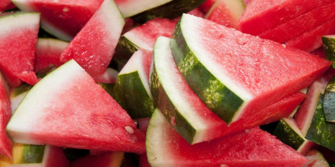 “ Karpuza vurmayı bırakın lezzet karpuzun görünüşünde saklı” diyor üretici