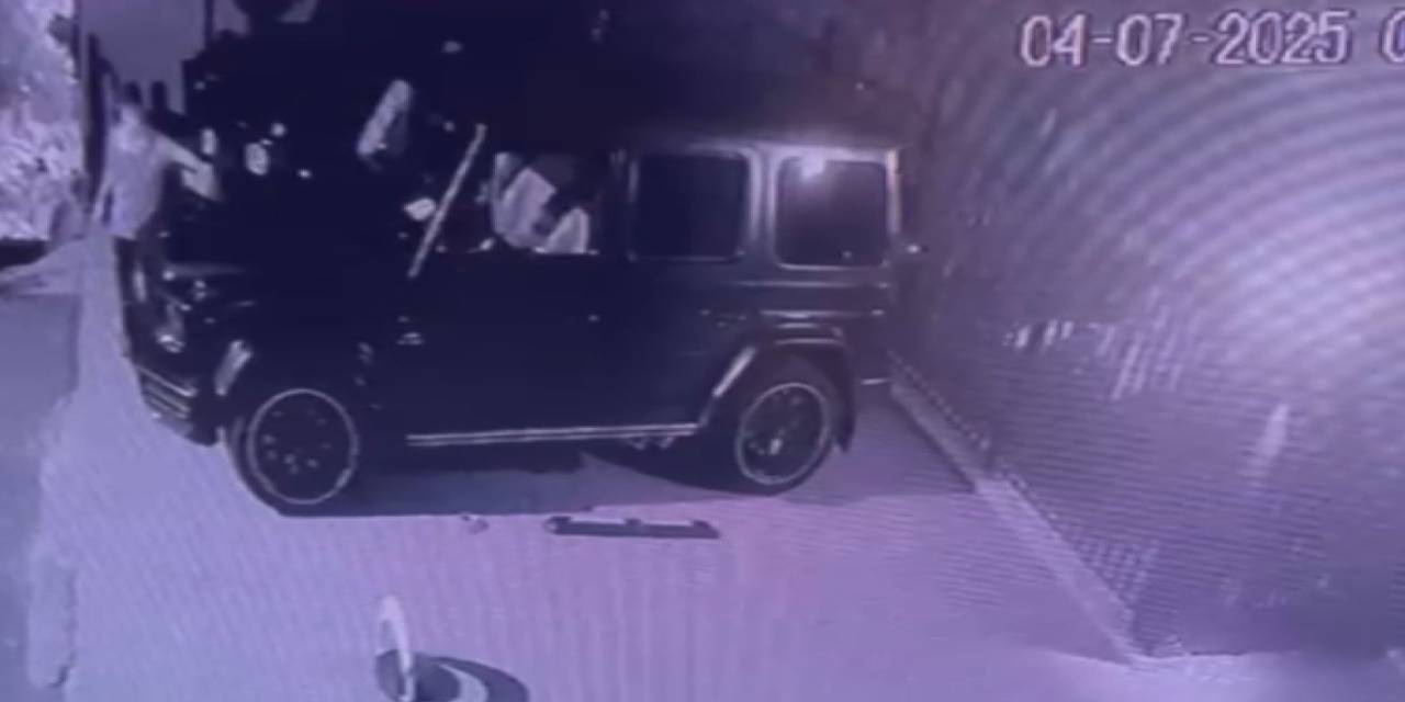 Sarıyer'de 30 milyonluk cipler cayır cayır yakıldı!