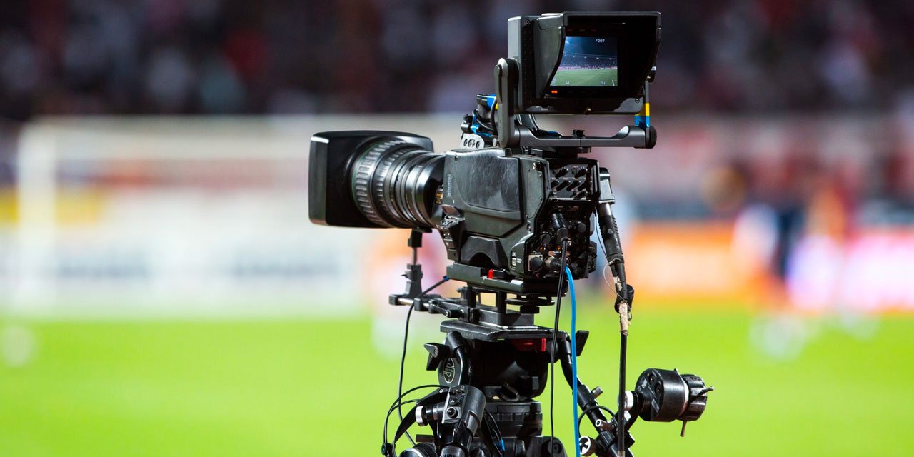 TRT'den havalara uçuran karar: Dev maç şifresiz kanalda