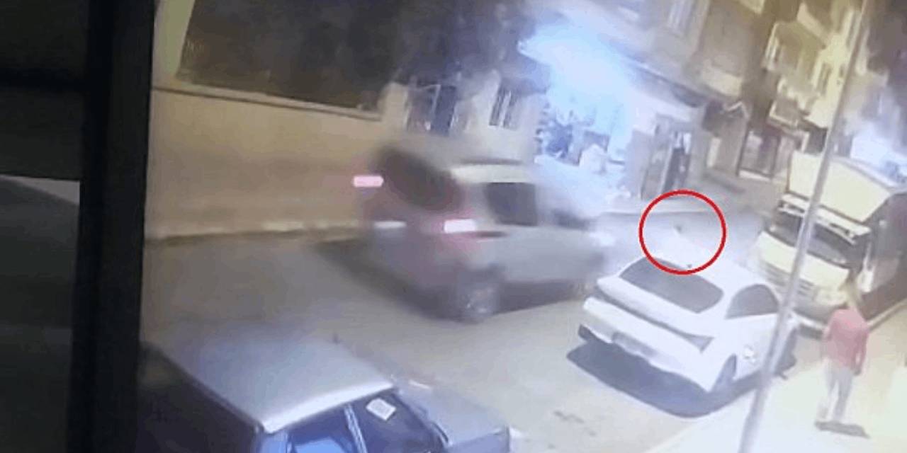 5 yaşındaki çocuk yola fırladı, araç çarptı: Hayati tehlikesi var!