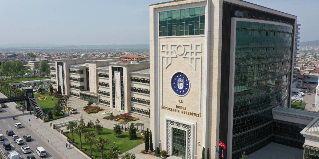 Belediye Başkanı talimatı verdi: Temizlik başladı