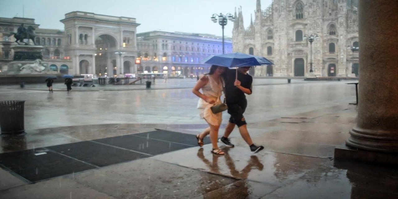 Aşırı sıcakların ardından yağışlı hava da can kaybına neden oldu