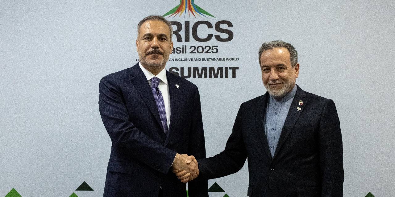 Hakan Fidan ve İranlı mevkidaşı nükleeri görüştü