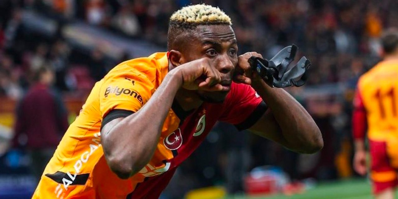 Osimhen Galatasaray'ın teklifini kabul etti