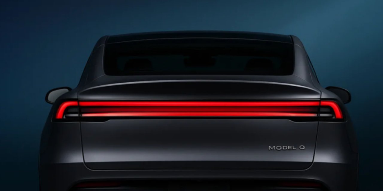 Tesla  ucuz elektrikli arabası Model Q'yu duyurdu