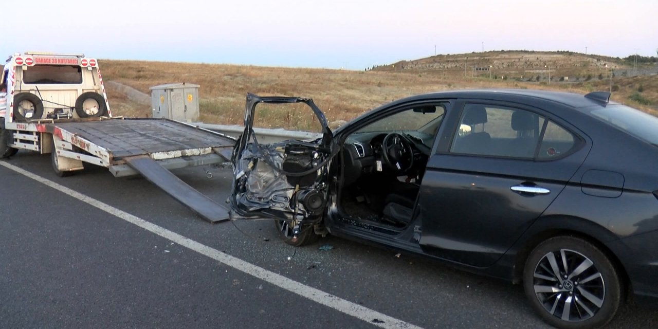 Otoyolda minibüsün çarptığı kişi hayatını kaybetti