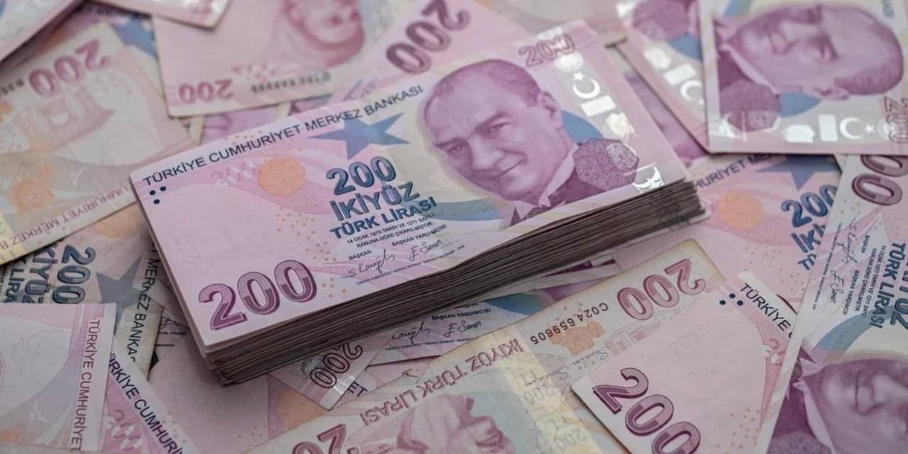 Faiz kararı öncesi bankalar coştu:  72 bin TL veren var!