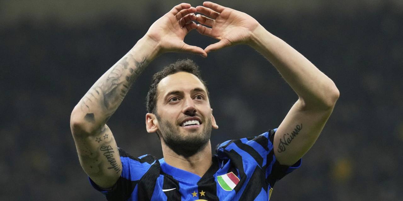 Hakan Çalhanoğlu Galatasaray'ın gözdesiyle ortaya çıktı