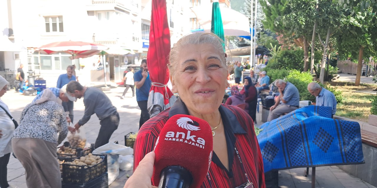 Yaz bir tek çarşı-pazara gelmedi