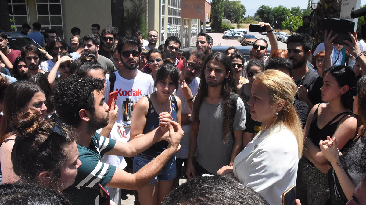 Öğrencilerden kampüs tepkisi