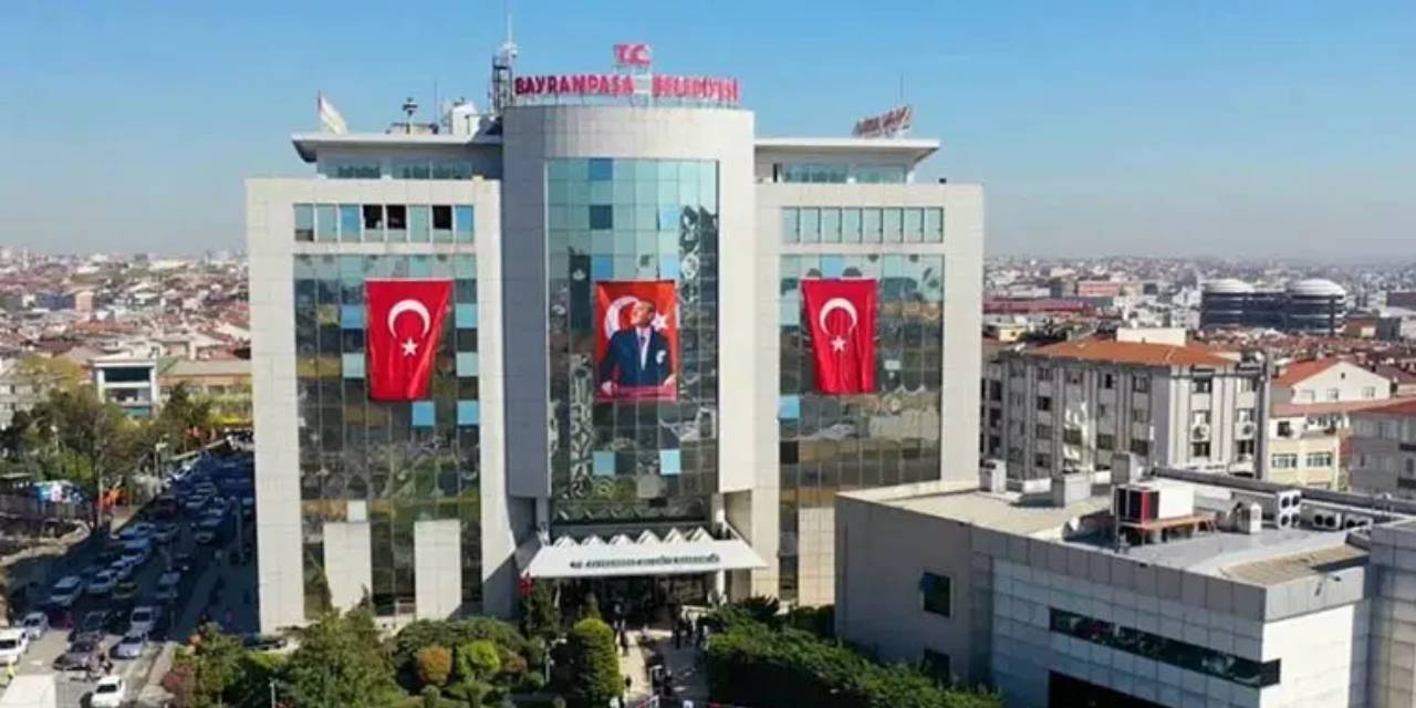 CHP'den Bayrampaşa Belediyesi'ndeki istifalar hakkında açıklama